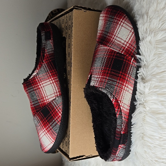 Toms Berkeley Red Plaid Slippers Men US 14 - Picture 3 of 4